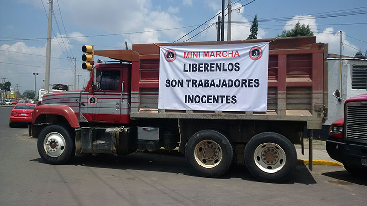 Transportistas exigen liberar a compañeros encarcelados