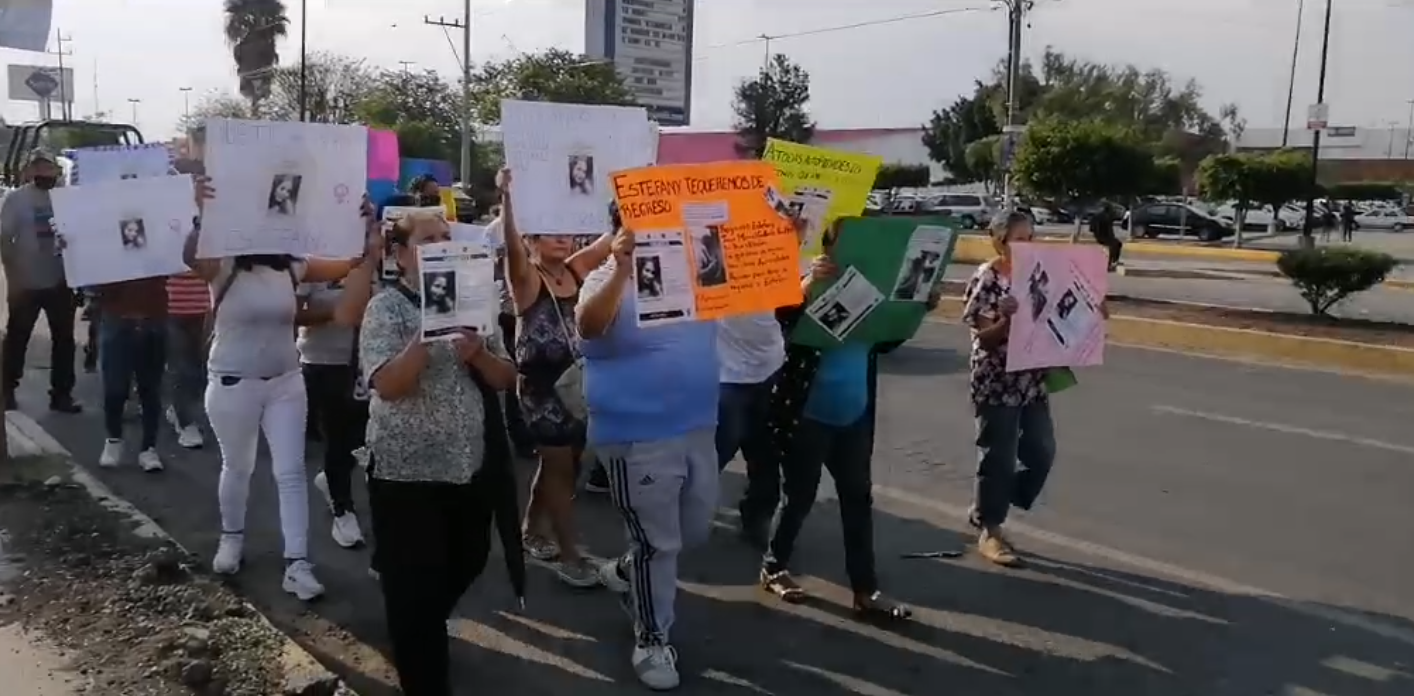 Con marcha piden localizar a Estefany Esmeralda de 11 años en Tehuacán 