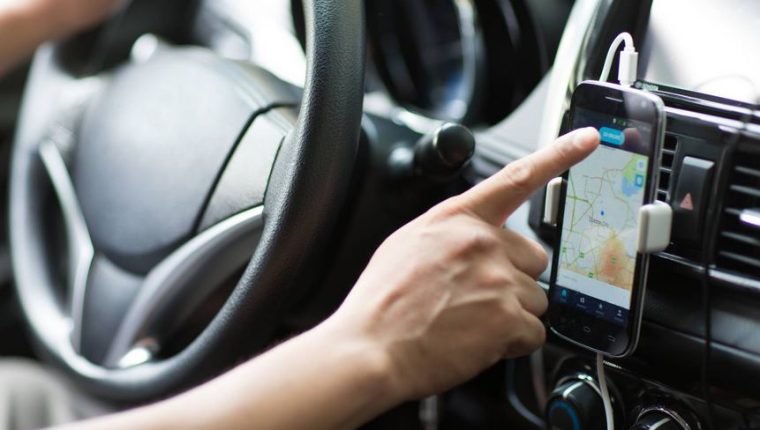 Diputada exige a plataformas de transporte mejorar condiciones de conductores