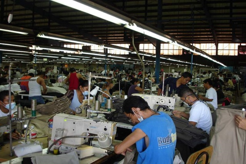 La Canaive Puebla -Tlaxcala se reúne con empresarios de Colombia para confección de prendas
