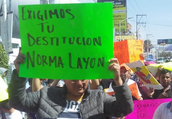 Marchan ambulantes para exigir destitución de Norma Layón