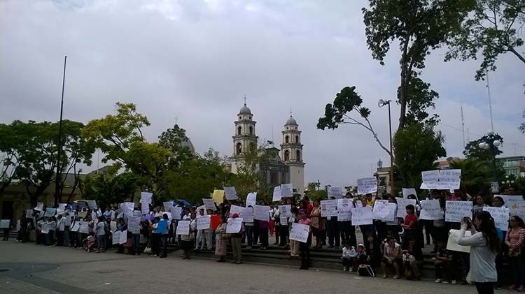 Familiares de desaparecidos marchan en Tehuacán para exigir investigación