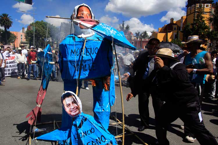 Respaldan las cholulas marcha contra Moreno Valle en Puebla