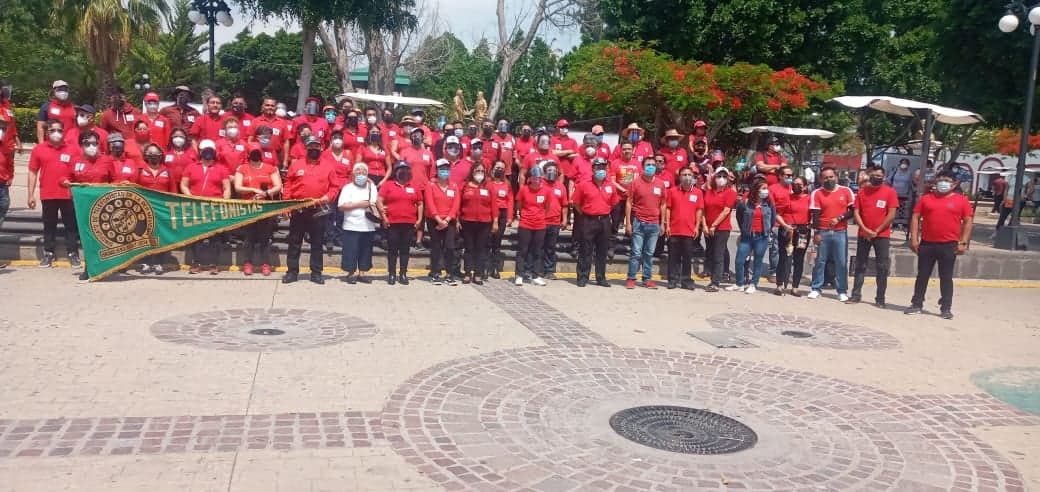 Marchan por Día del Trabajo en Tehuacán pese a Covid19