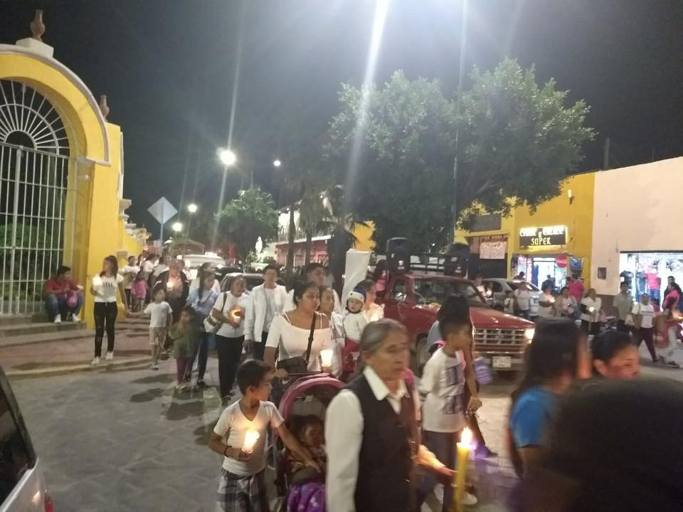 Marchan por la paz en Acatlán de Osorio 