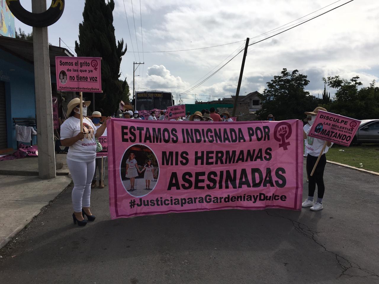 VIDEO Marchan y exigen justicia por feminicidio de Gardenia y Dulce en Acajete