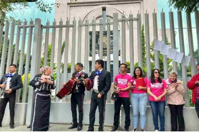 Despiden a la justicia autónoma: Acto simbólico de Somos MX