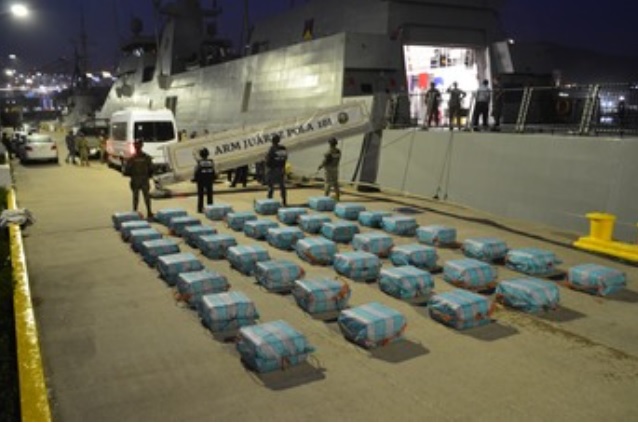 Incauta la Marina 2.2 toneladas de cocaína en las costas de Colima