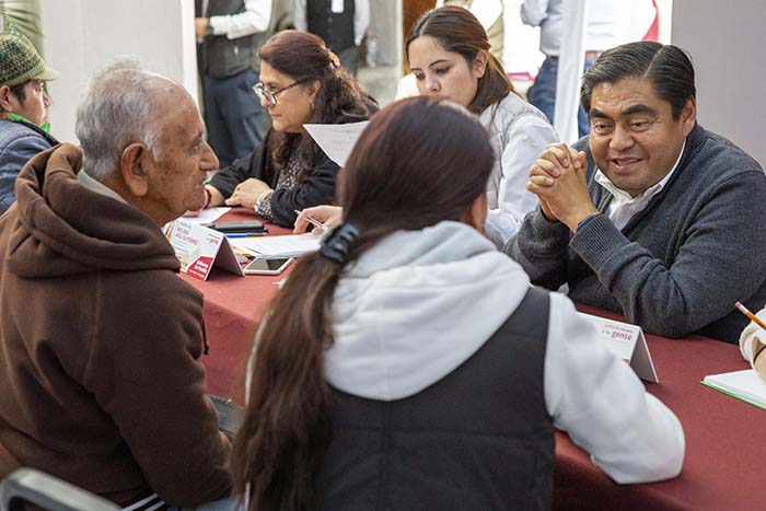 En jornada ciudadana, gobernador garantiza licitaciones transparentes