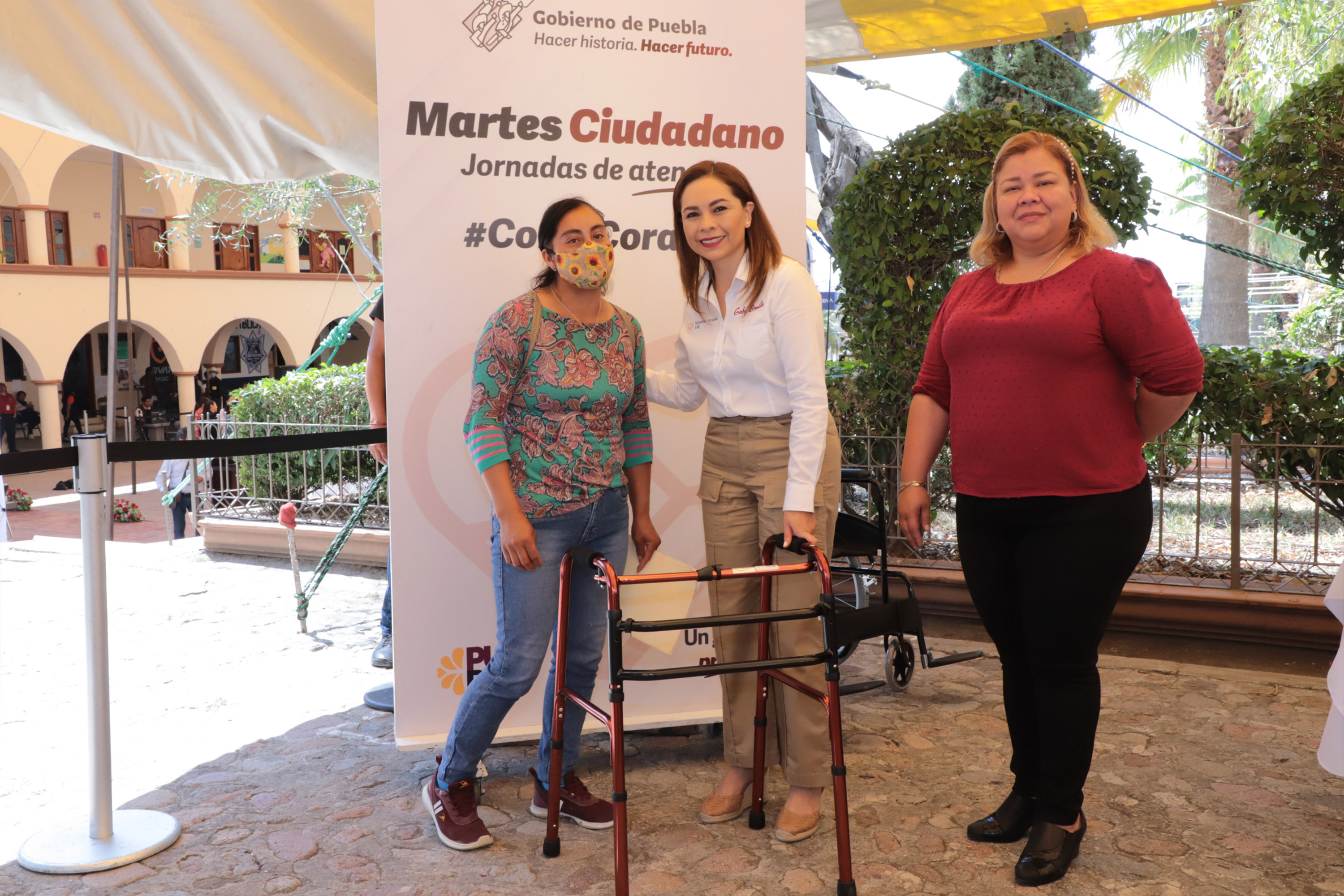 En Martes Ciudadano, SEDIF acerca beneficios a población de Cuautinchán