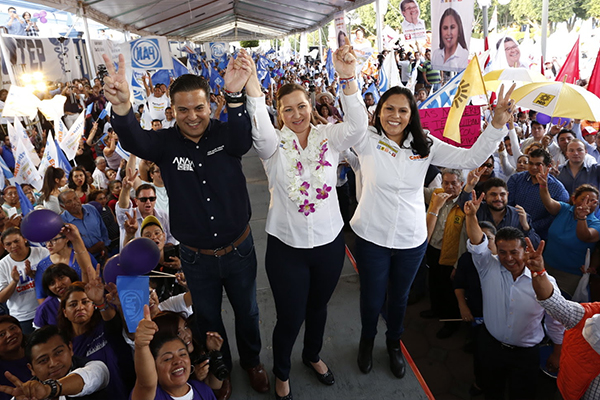 Exige líder nacional del PAN que Barbosa aclare su riqueza