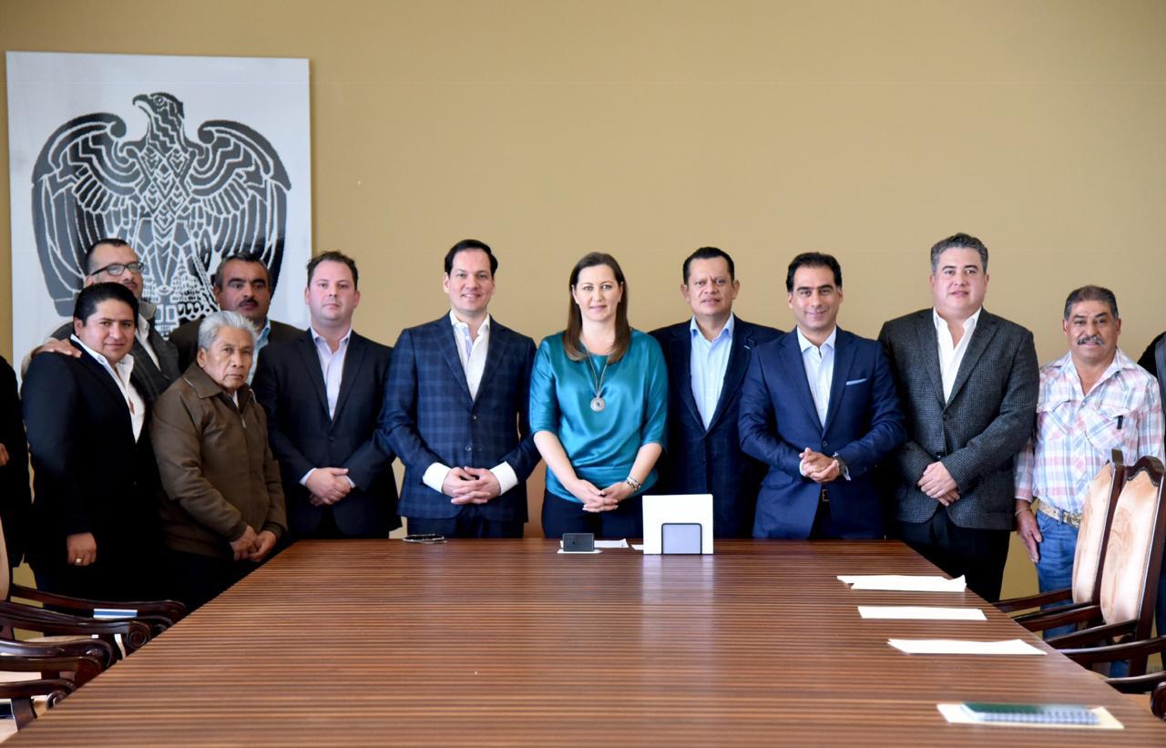 Se reúne Martha Erika Alonso con liderazgos del PVEM