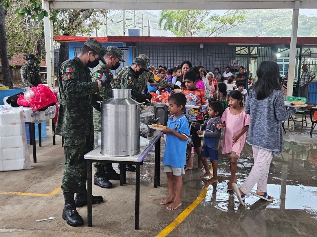 FOTOS Más de 5 mil evacuados por huracán John, en Guerrero