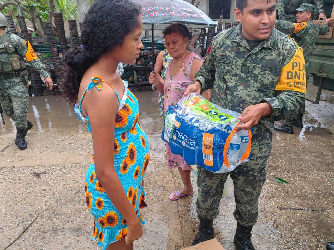 FOTOS Más de 5 mil evacuados por huracán John, en Guerrero