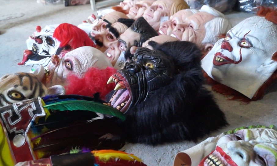 Por covid cayeron ventas de máscaras de látex en Yehualtepec