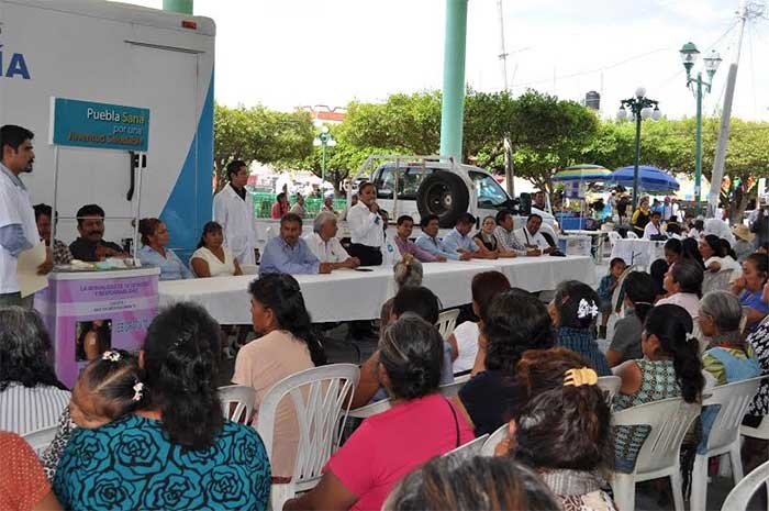 Llevan mastografías gratuitas a mujeres de la Mixteca poblana