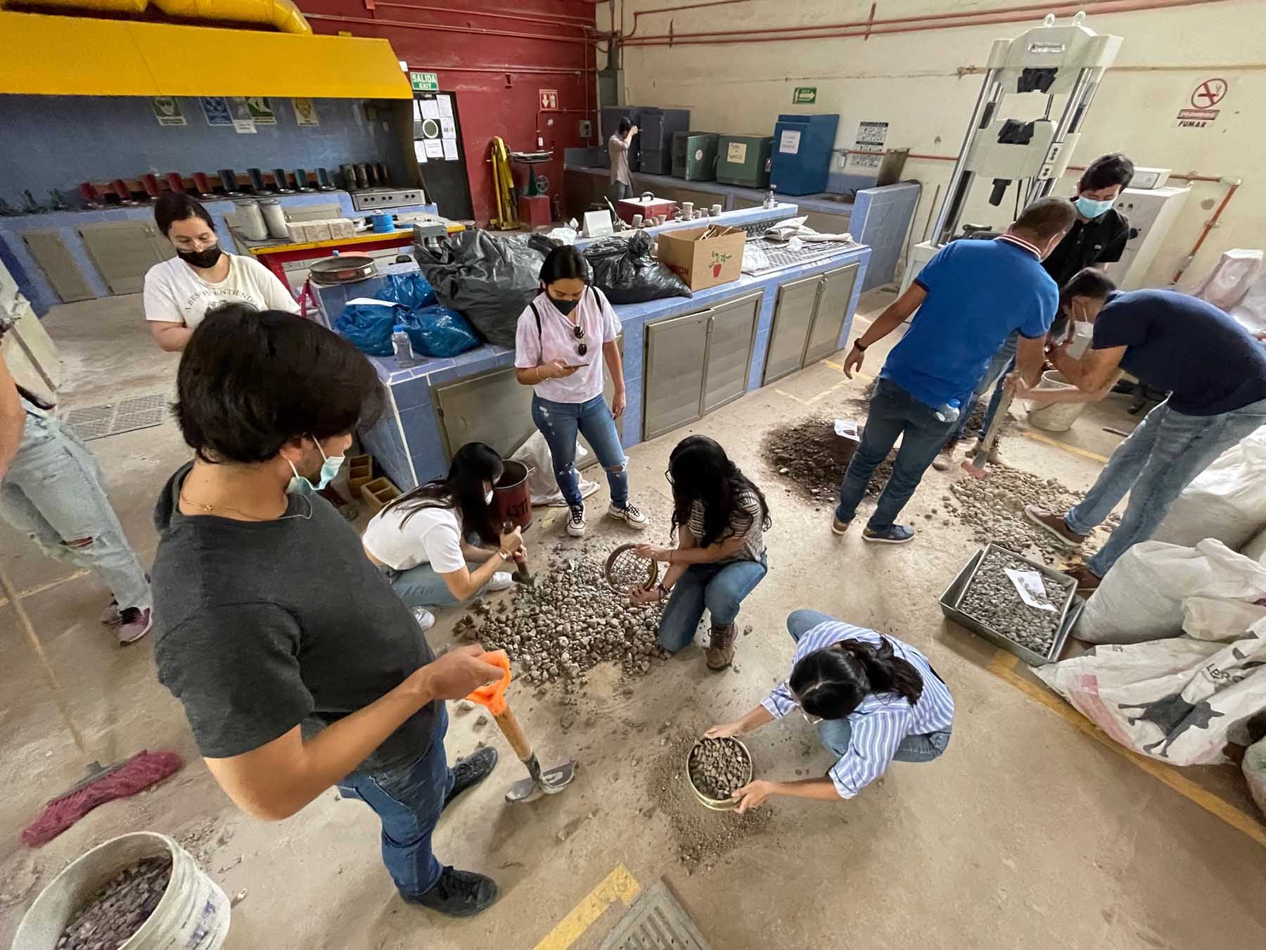 Buscan fabricar materiales para construcción con residuos en la UAG