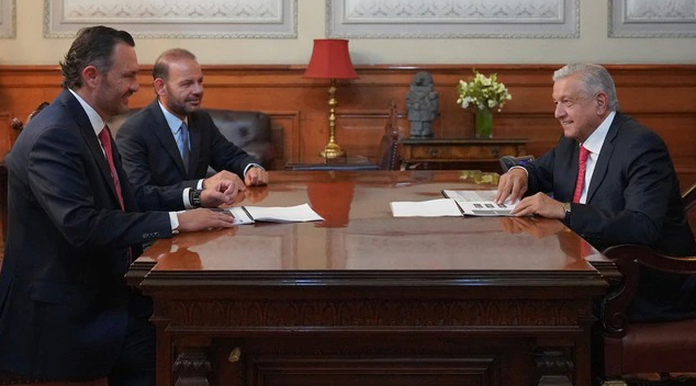 Kuri contra la alianza indigna
