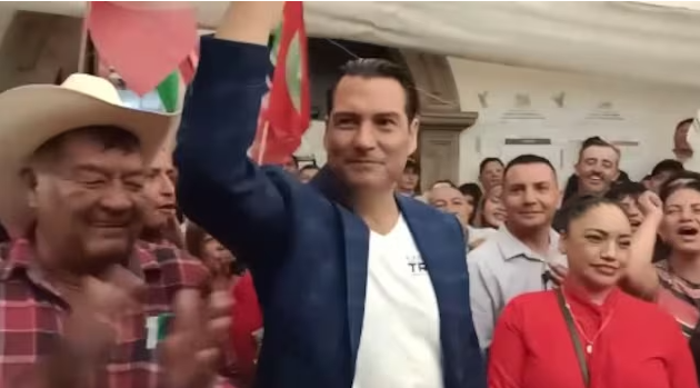 Alcalde de San Miguel de Allende, Mauricio Trejo, agrede con misoginia y homofobia a periodista