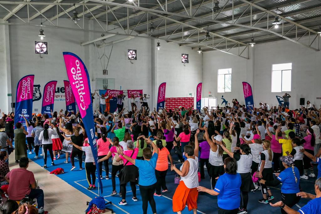 SMDIF Puebla reunió a más de 500 personas adultas mayores en actividad física