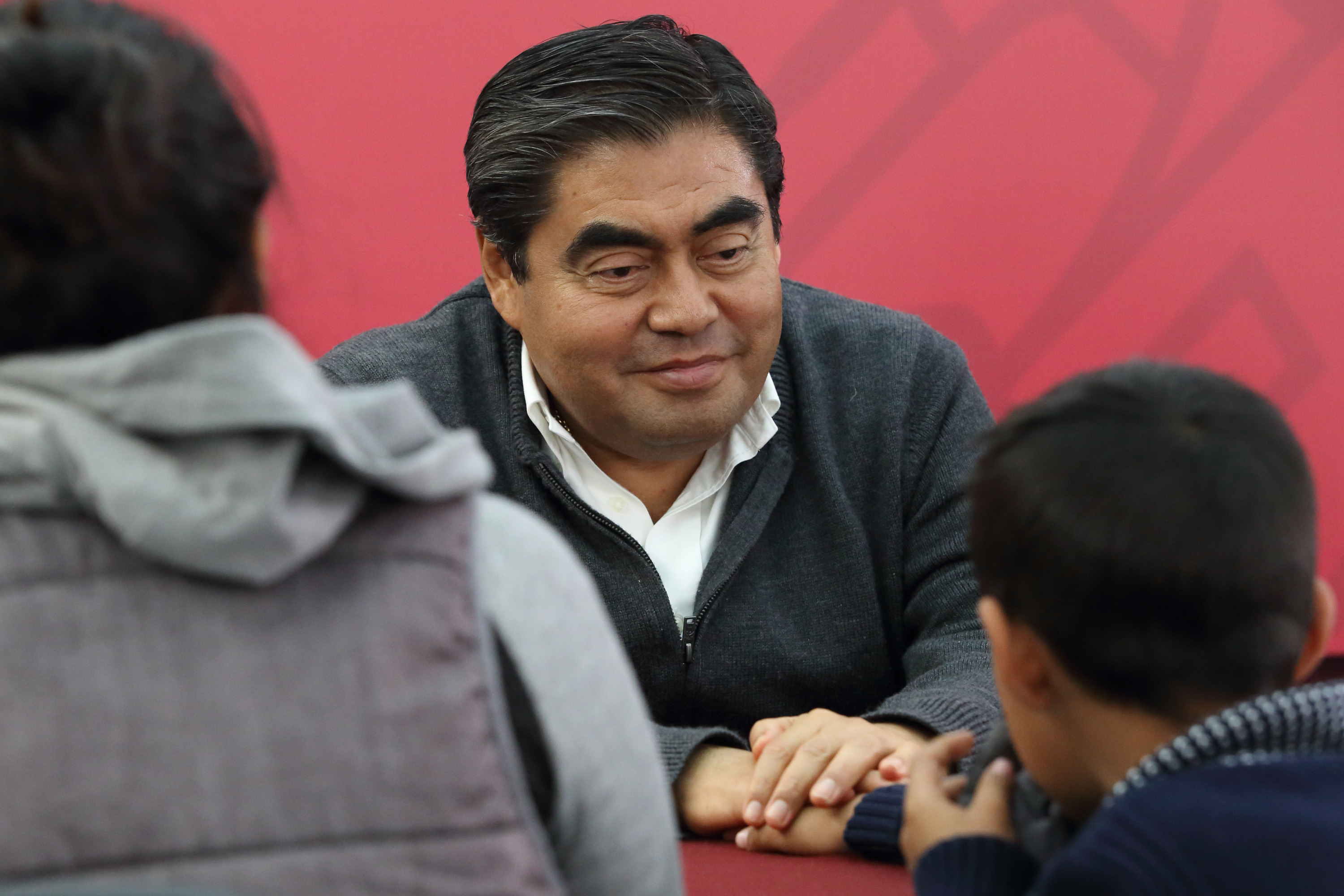 Reciben Barbosa y su gabinete más de 3 mil 250 peticiones ciudadanas