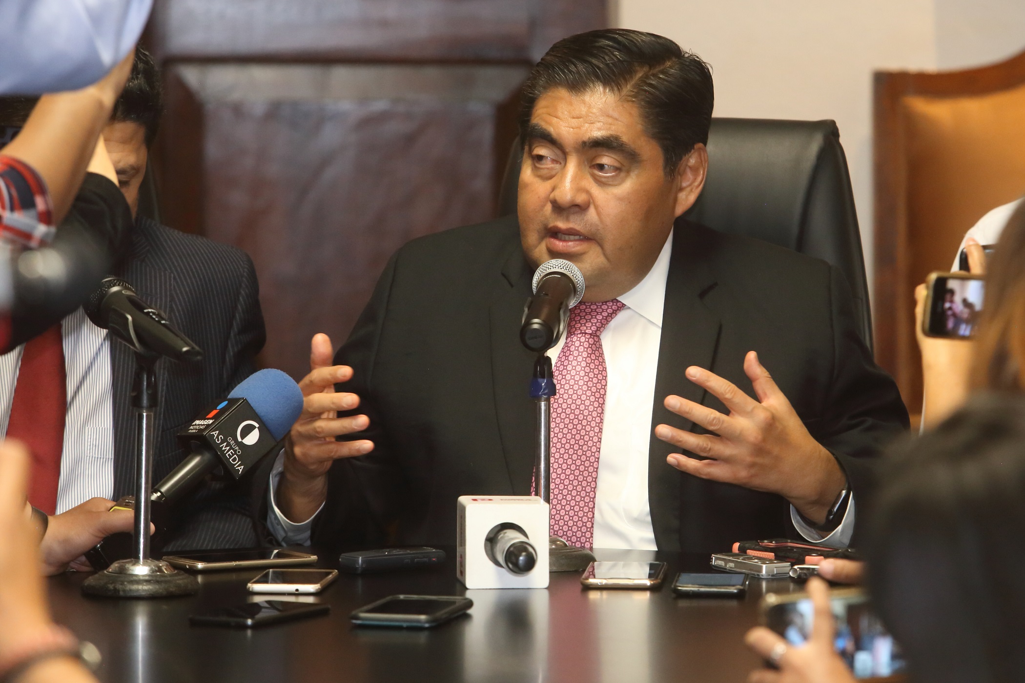 Confirma Barbosa cancelación de obras heredadas por Pacheco Pulido