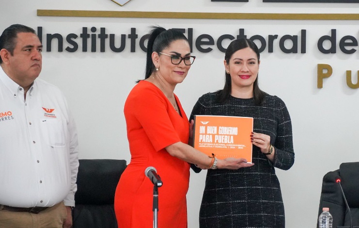 MC entrega su plataforma electoral al IEE; ausente el candidato Fernando Morales