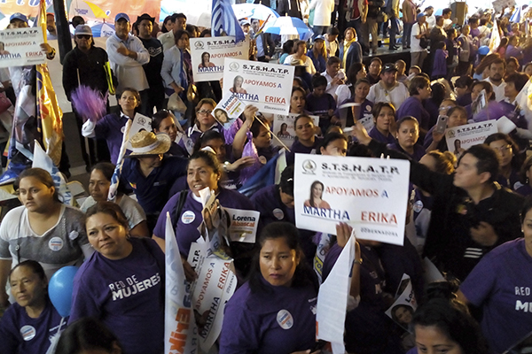 Niegan sindicalizados de Tehuacán presión para apoyar a Martha Érika