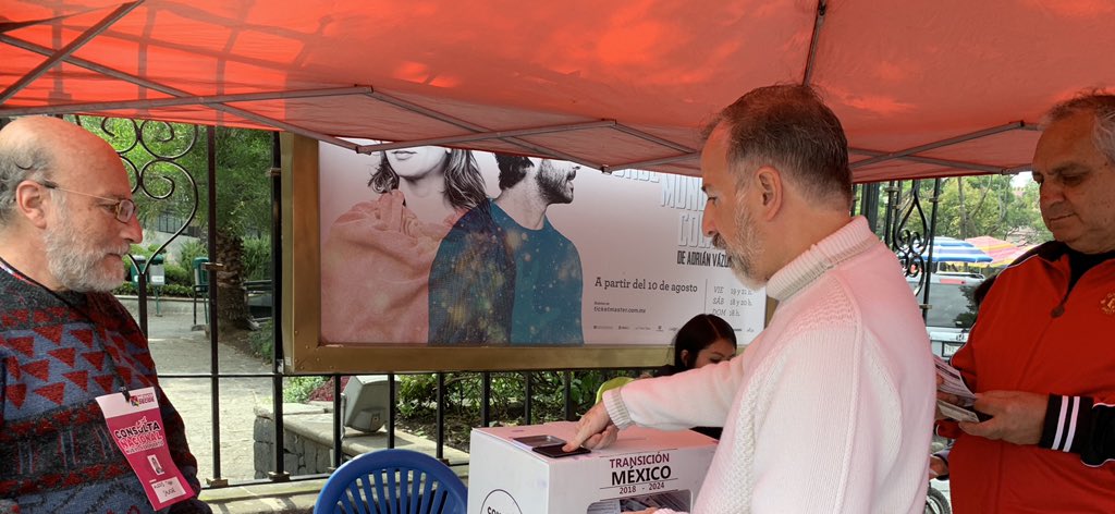 Meade vota por Texcoco en consulta nacional del NAICM