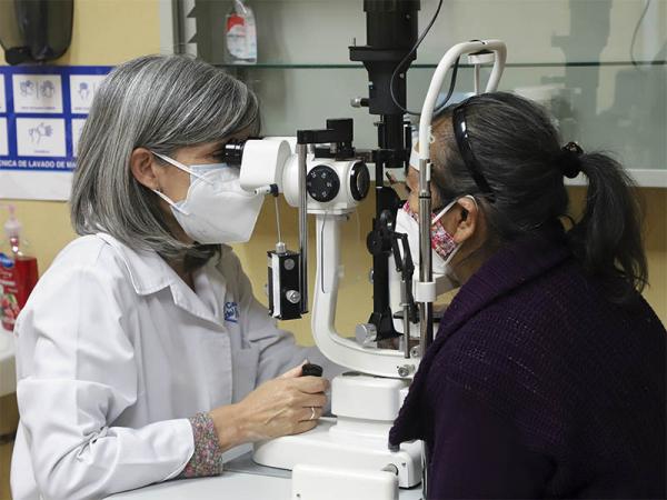Abre DIF Puebla cinco plazas para médicos especialistas