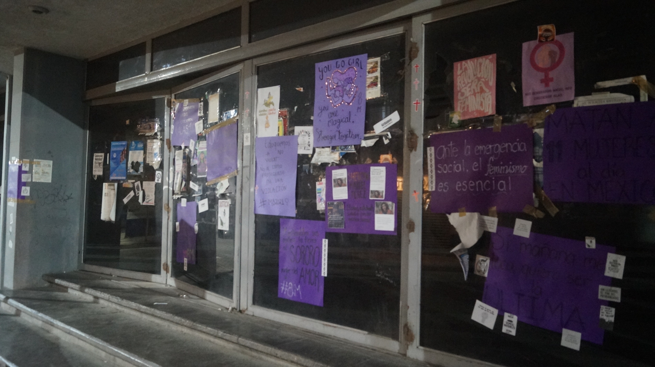 En Tecamachalco también protestan las mujeres