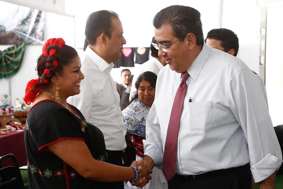 Inauguró Sergio Salomón Mercadito Solidario para Mujeres