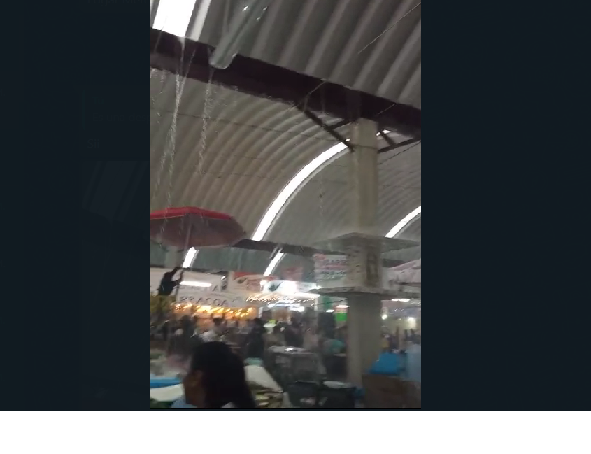VIDEO Lluvia provoca filtraciones de agua en el Mercado de Huejotzingo recién inaugurado
