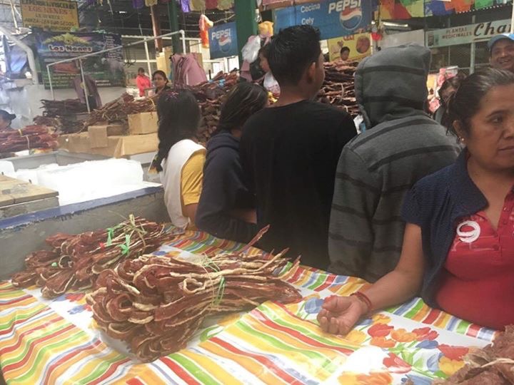 Separan a jefe de mercados de Atlixco por acoso a comerciante