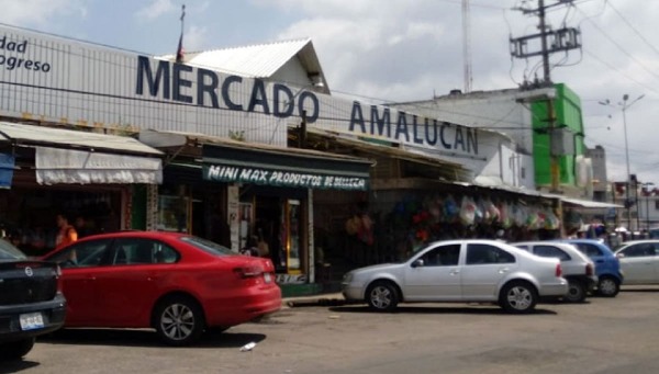 Condonan multas y recargos a locatarios que aceptaron obra en Mercado Amalucan