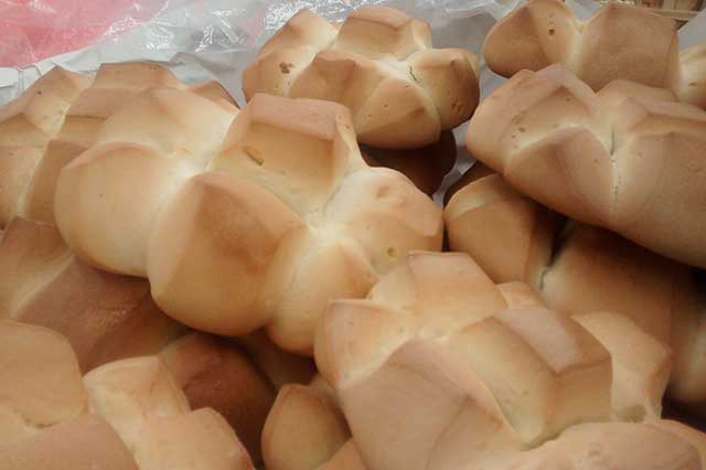 Mercadotecnia y cadenas comerciales afectan a panaderos en Tehuacán