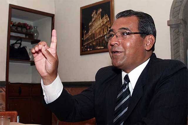 Renuncia Jiménez Merino a dirección de Conagua en Puebla