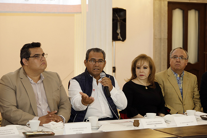 Impulso a industrias automotriz y manufacturera ofrece Jiménez Merino