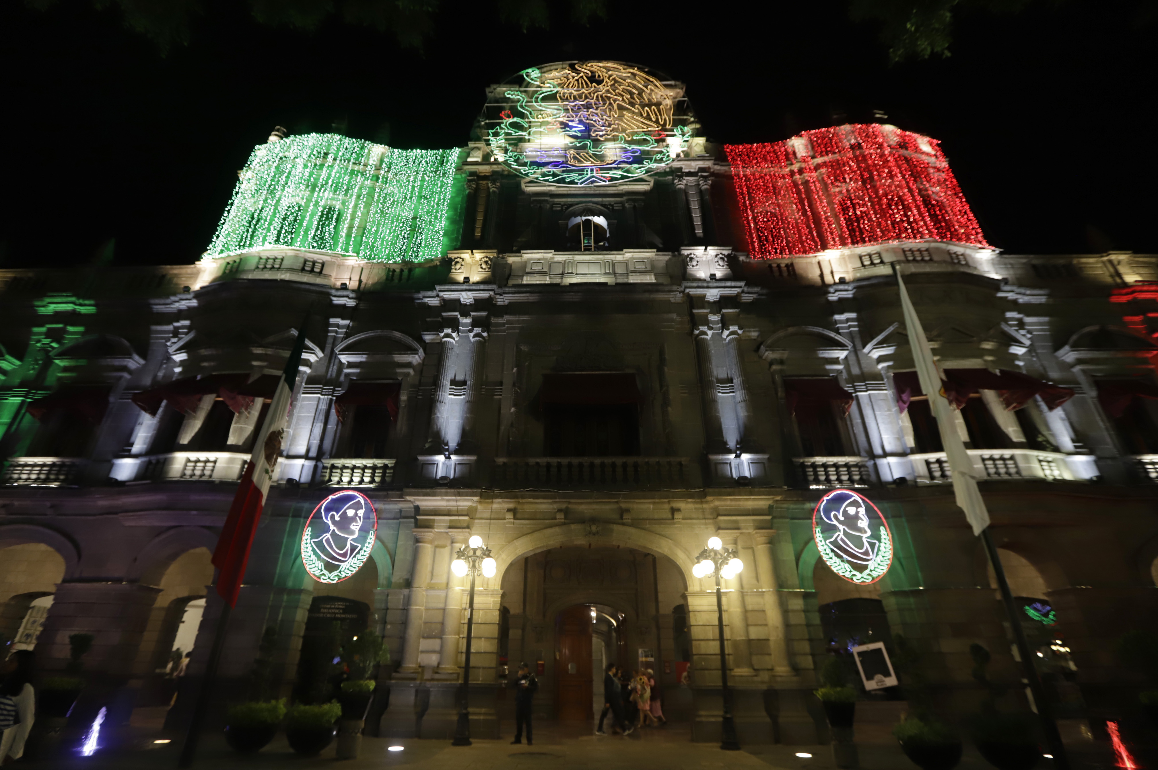 Horarios, cierres y recomendaciones para asistir al zócalo poblano