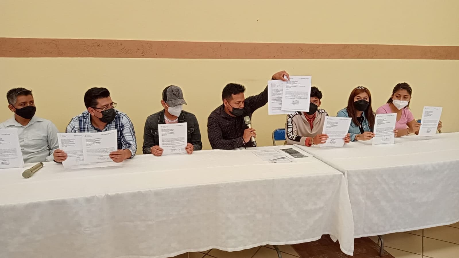 Trabajadores de restaurante de Tehuacán denuncia despido y discriminación 