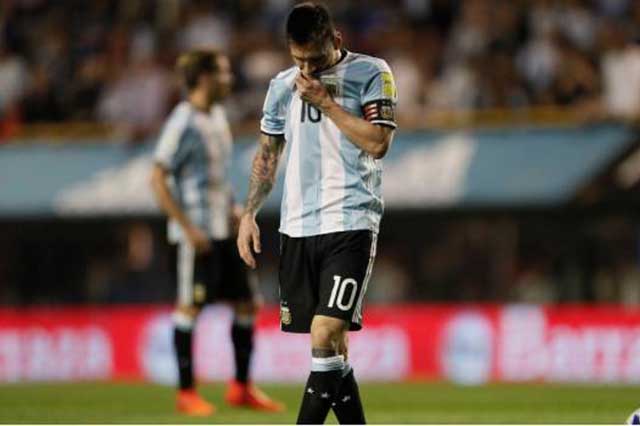 Messi y Argentina con un pie fuera del Mundial