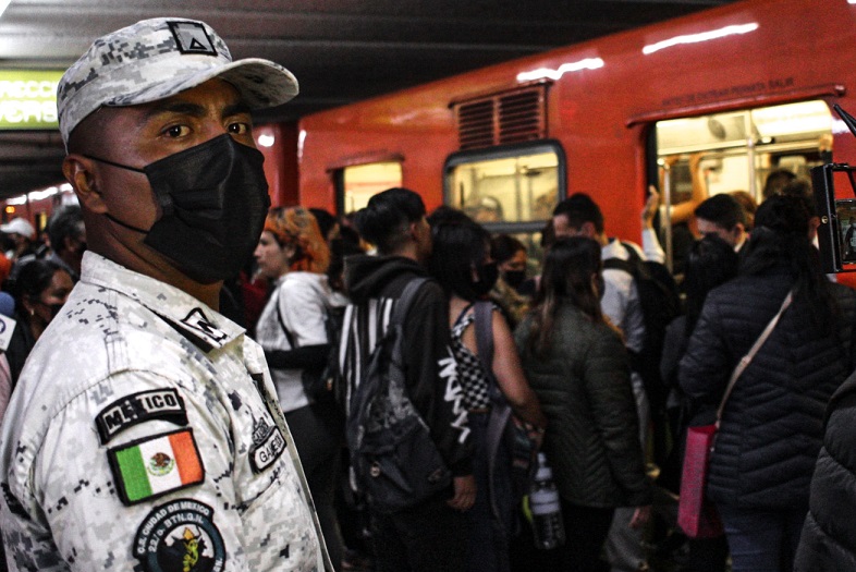 Por tornillo degollado y otro flojo se separaron trenes del Metro