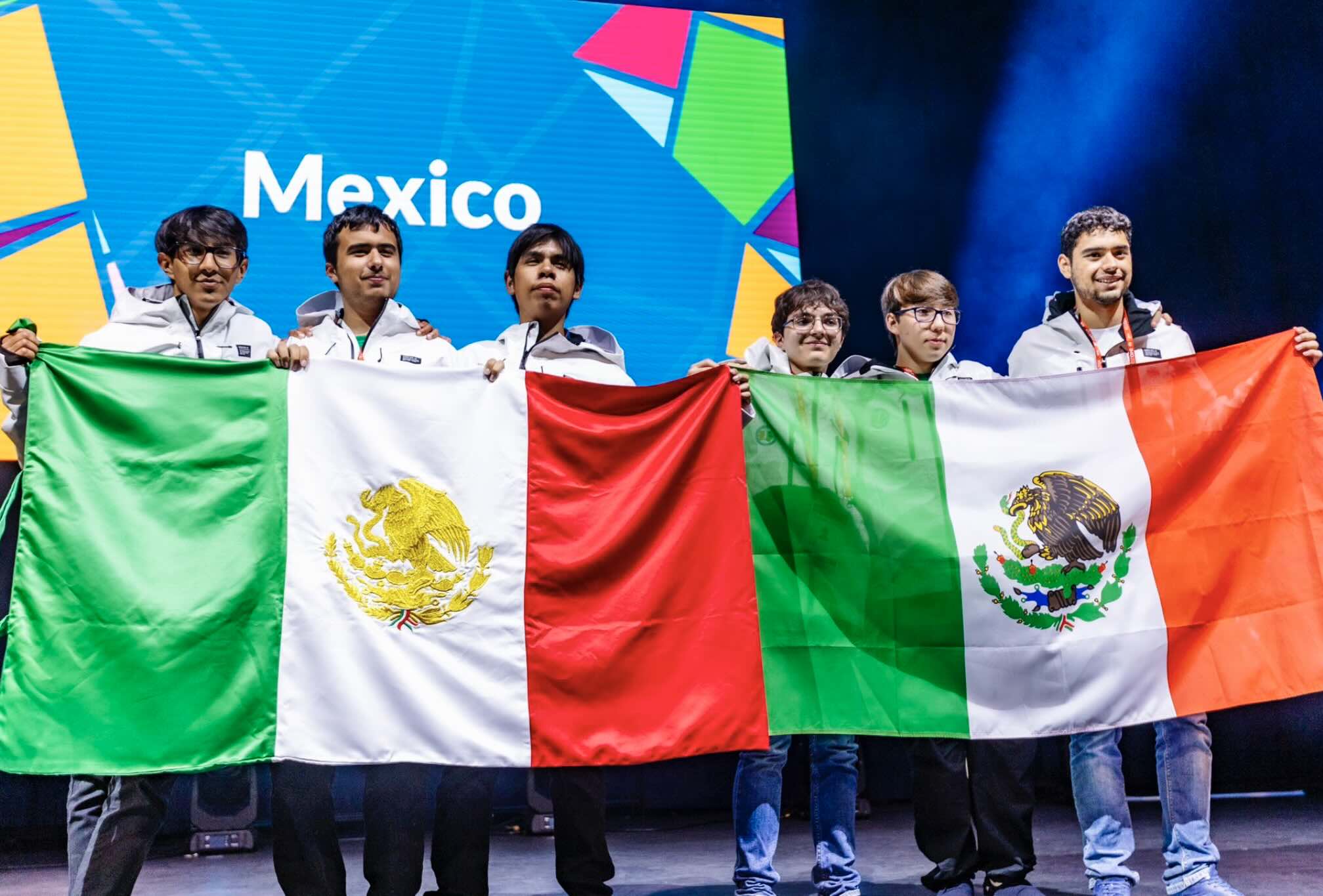 Mexicanos ganan sexta medalla de oro en la Olimpiada Internacional de Matemáticas