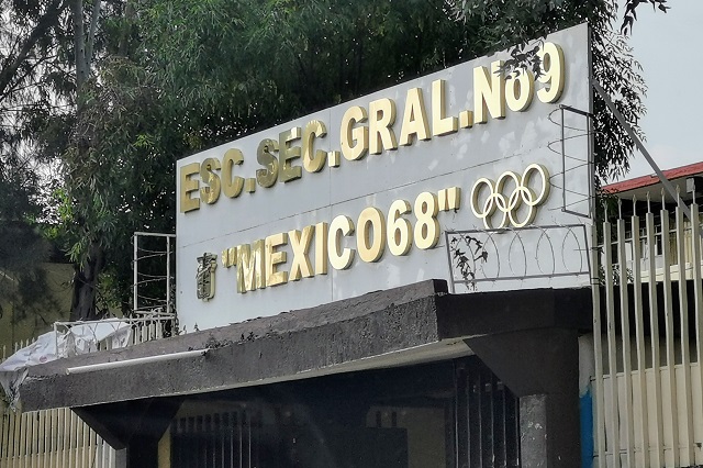 Betsy Esmeralda Cadena es acosada por director de la México 68