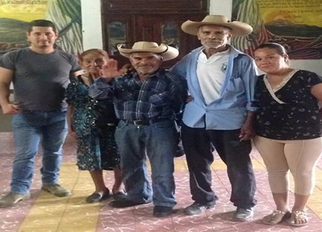Fiscalía de Puebla apoya reencuentro de abuelito con su familia tras 50 años