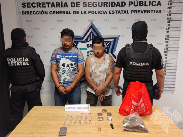 Aseguran a dos de la banda de Los Michoacanos con droga en Puebla capital