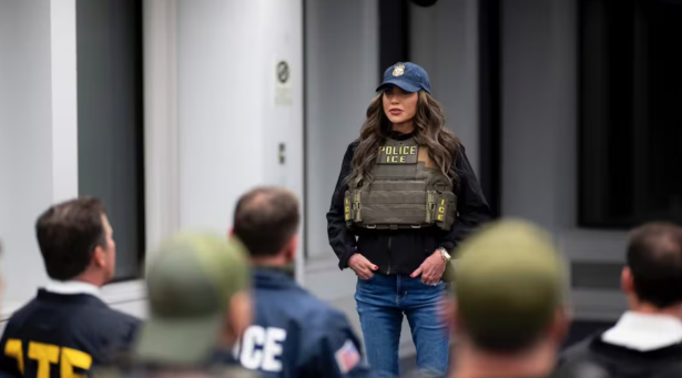 Trump y su mujer maravilla