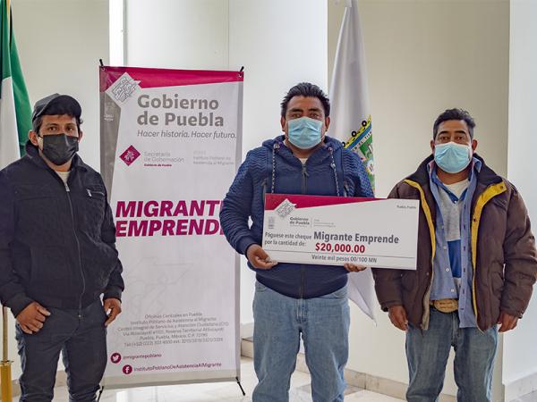 Entrega IPAM apoyos económicos del programa Migrante Emprende