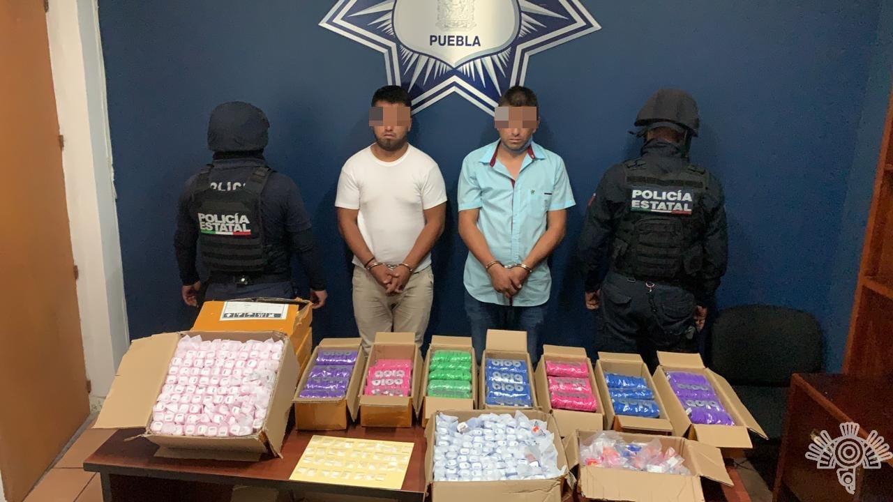 Los agarran con mil 500 celulares robados a Walmart Puebla