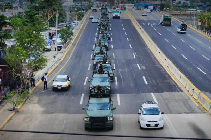 Arriban 180 militares a Acapulco, Guerrero